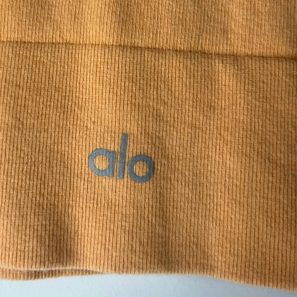 Alo Yoga Seamless Delight High Neck Longline Golden Bra Top Size XS yoga Pilates